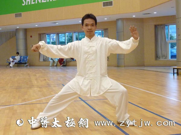 主教練：莫筱益